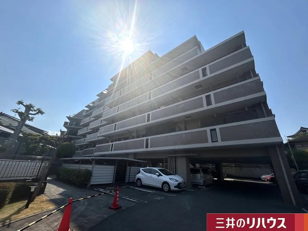 3LDK apartment in Kasuga, Fukuoka - Photo 1