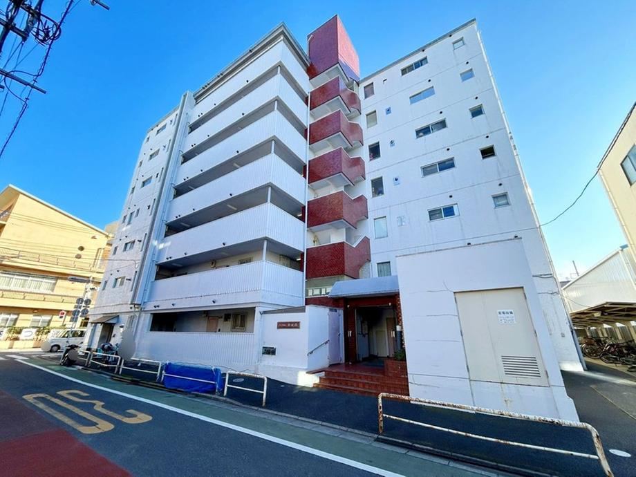 2DK apartment in Itabashi Ward, Tokyo - Photo 1
