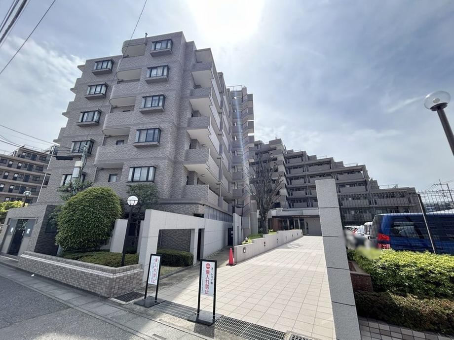 3LDK apartment in Sakura Ward, Saitama - Photo 1
