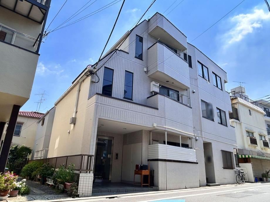 2LDK apartment in Ota Ward, Tokyo - Photo 1