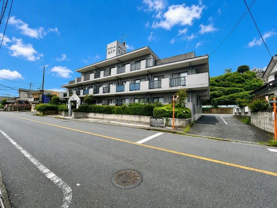 2LDK apartment in Tsuzuki Ward, Yokohama, Kanagawa - Photo 1