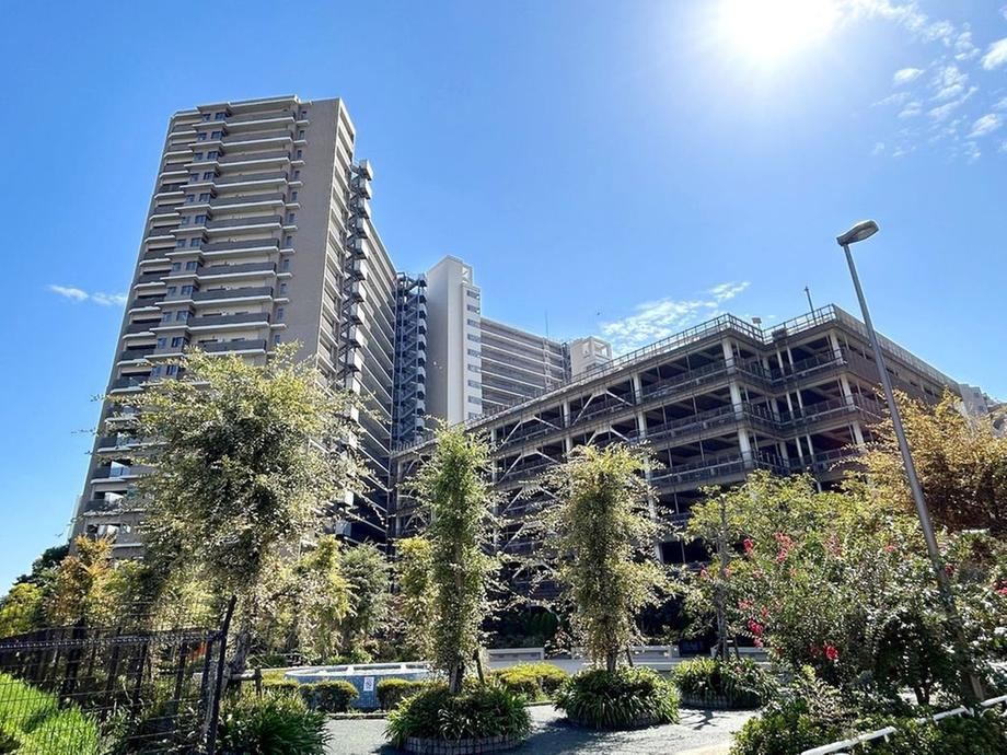 3LDK apartment in Koto Ward, Tokyo - Photo 1