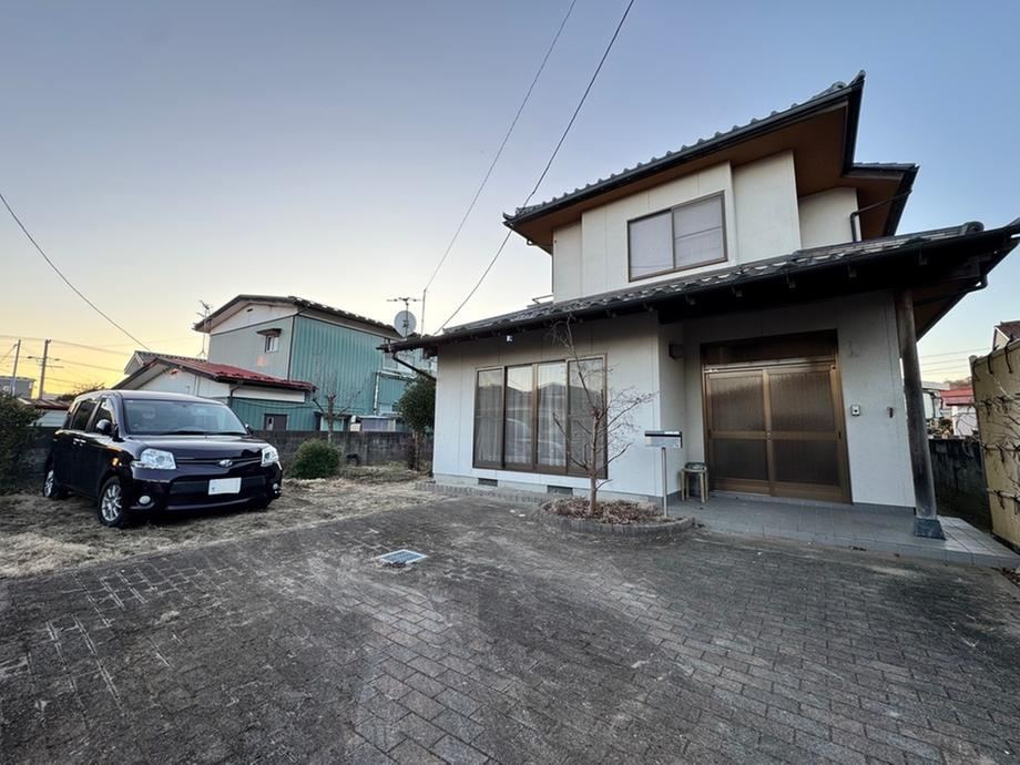 6DK house in Taihaku Ward, Sendai, Miyagi - Photo 1
