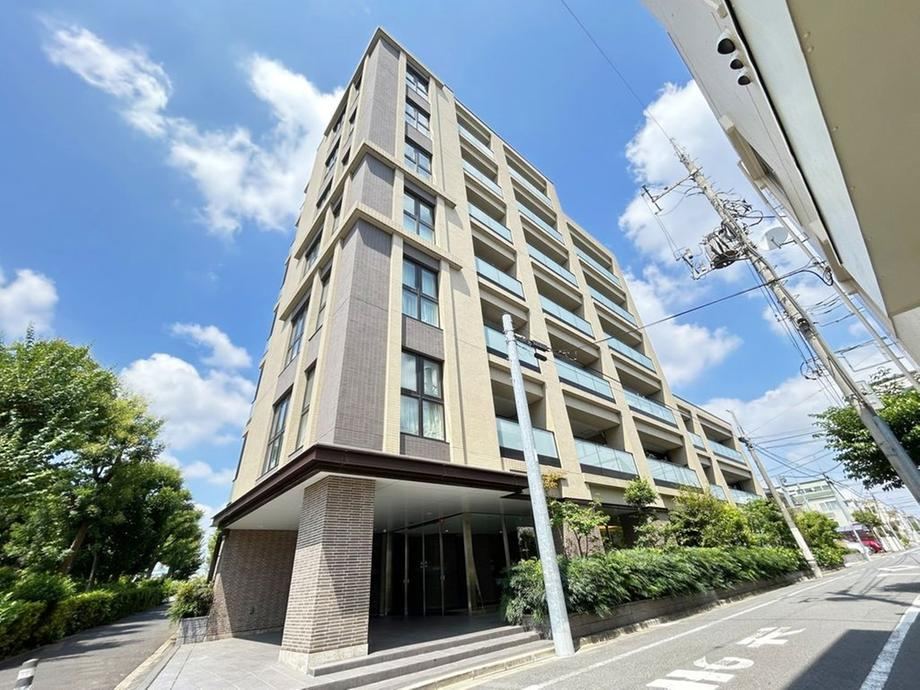 3LDK apartment in Setagaya Ward, Tokyo - Photo 1