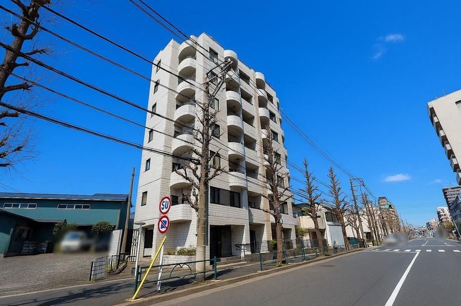 3LDK+S apartment in Bunkyo Ward, Tokyo - Photo 1