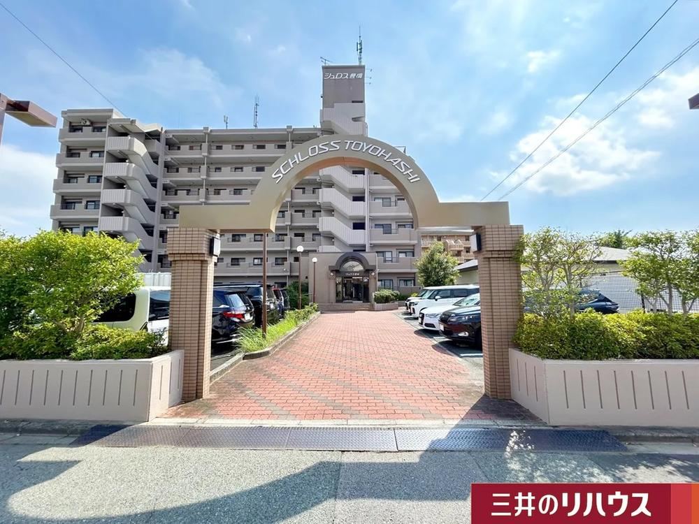 4LDK apartment in Toyohashi, Aichi - Photo 1