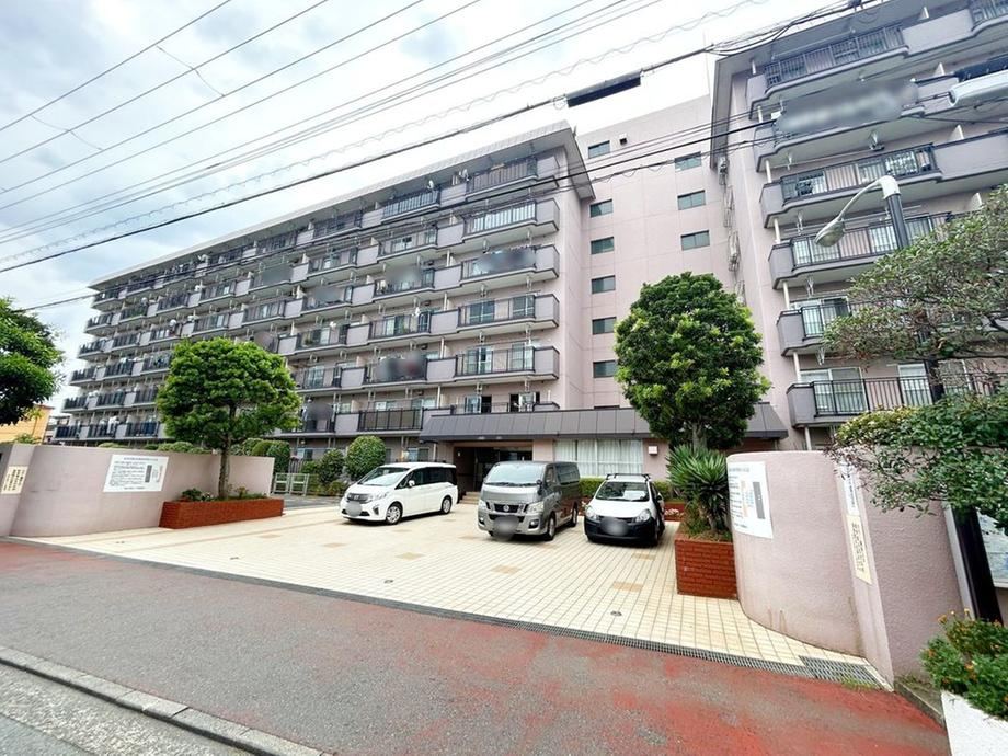 2LDK apartment in Kanagawa Ward, Yokohama, Kanagawa - Photo 1