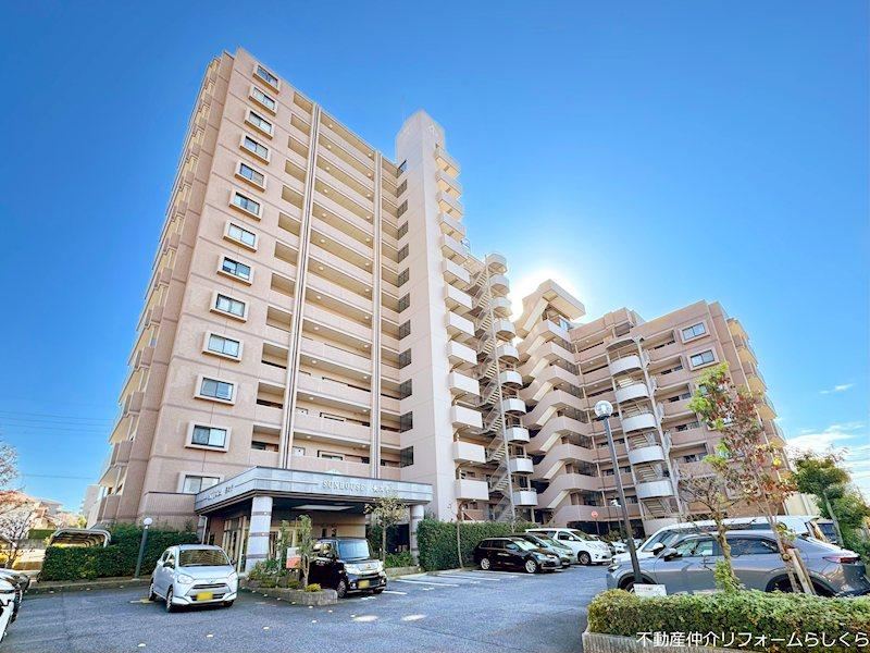 3LDK apartment in Nagakute, Aichi - Photo 1