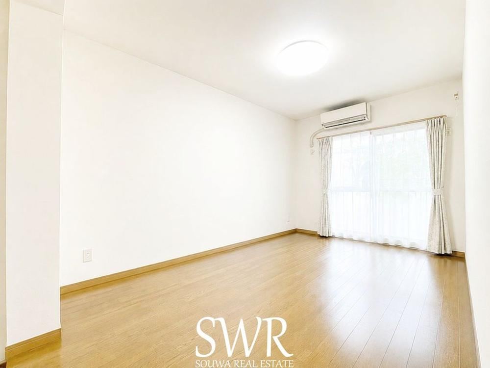 4LDK apartment in Kariya, Aichi - Photo 1