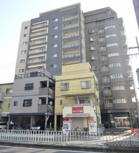 3LDK apartment in Sumiyoshi Ward, Osaka - Photo 1