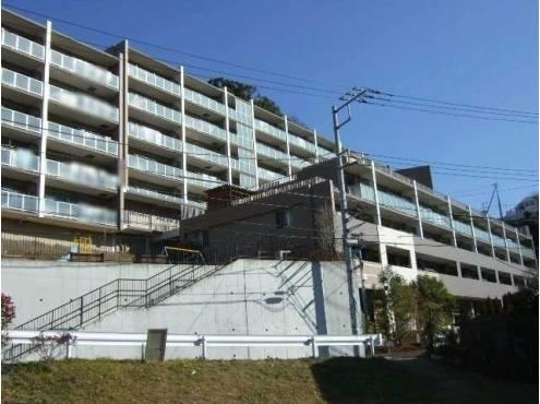 3LDK apartment in Sakae Ward, Yokohama, Kanagawa - Photo 1