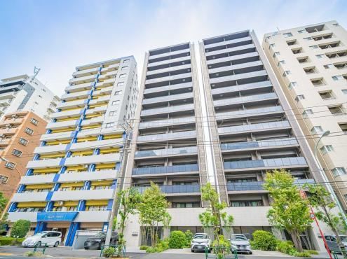 3LDK apartment in Kita Ward, Tokyo - Photo 1