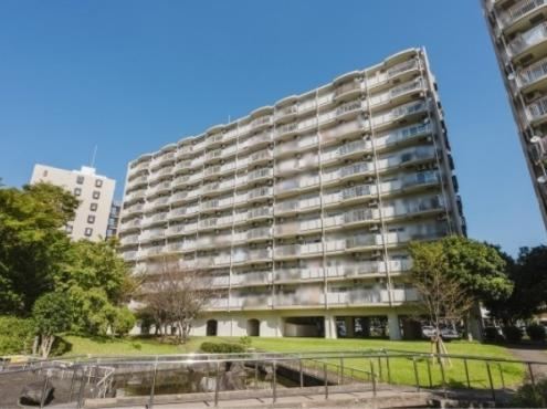3LDK apartment in Akishima, Tokyo - Photo 1