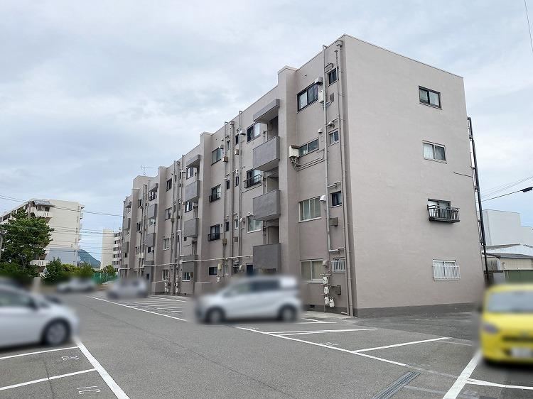 2DK apartment in Shimonoseki, Yamaguchi - Photo 1