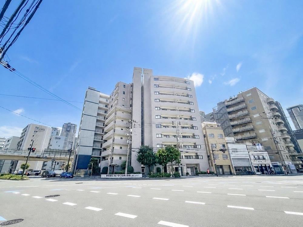 3DK apartment in Kita Ward, Osaka - Photo 1