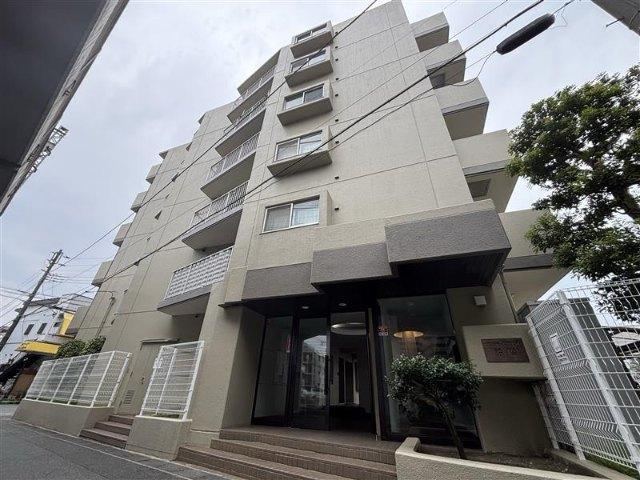 3LDK apartment in Funabashi, Chiba - Photo 1