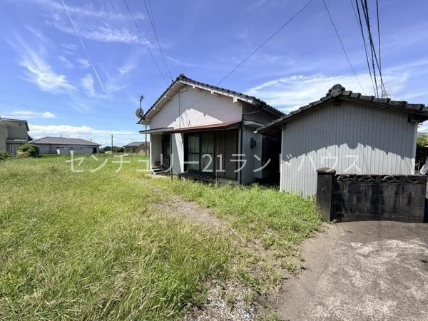 3DK house in Kirishima, Kagoshima - Photo 1