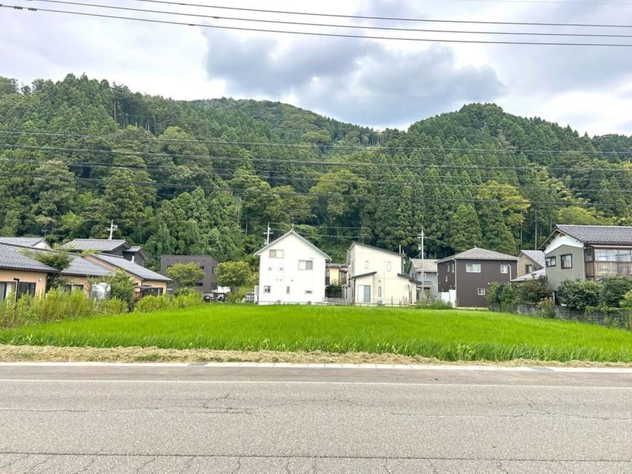 1275 m² land in Hakusan, Ishikawa - Photo 1