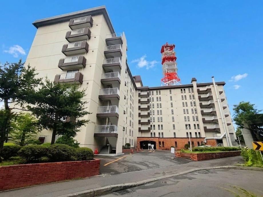 3LDK apartment in Kita Ward, Sapporo, Hokkaido - Photo 1