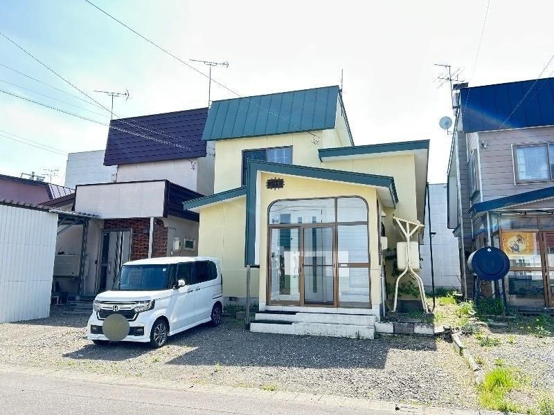 4LDK+S house in Asahikawa, Hokkaido - Photo 1