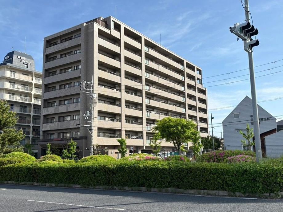 3LDK apartment in Izumisano, Osaka - Photo 1