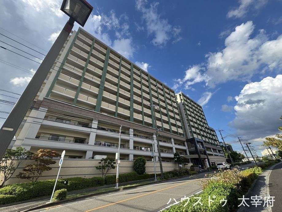 3LDK apartment in Chikushino, Fukuoka - Photo 1
