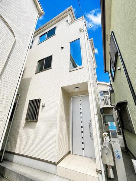 2LDK+2S house in Saiwai Ward, Kawasaki, Kanagawa - Photo 1