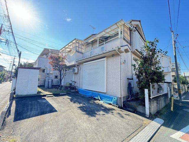 4LDK house in Niiza, Saitama - Photo 1