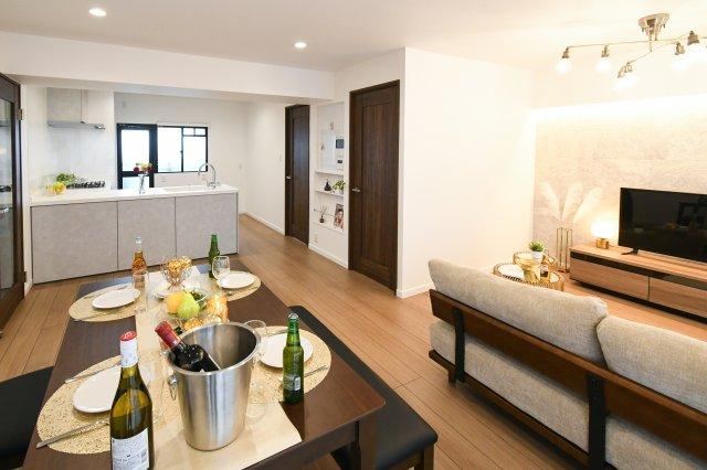 2LDK apartment in Moji Ward, Kitakyushu, Fukuoka - Photo 1