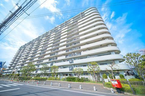 3LDK apartment in Funabashi, Chiba - Photo 1