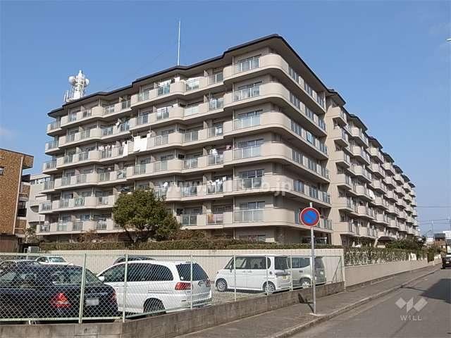 2LDK apartment in Nishinomiya, Hyogo - Photo 1