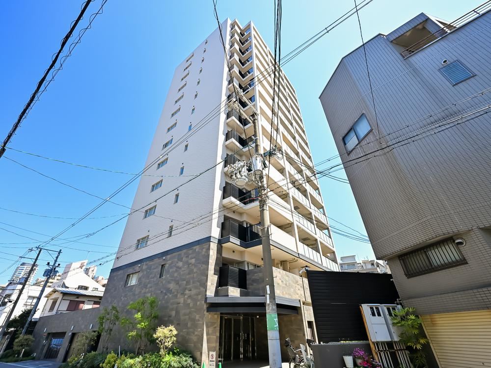 3LDK apartment in Tennoji Ward, Osaka - Photo 1