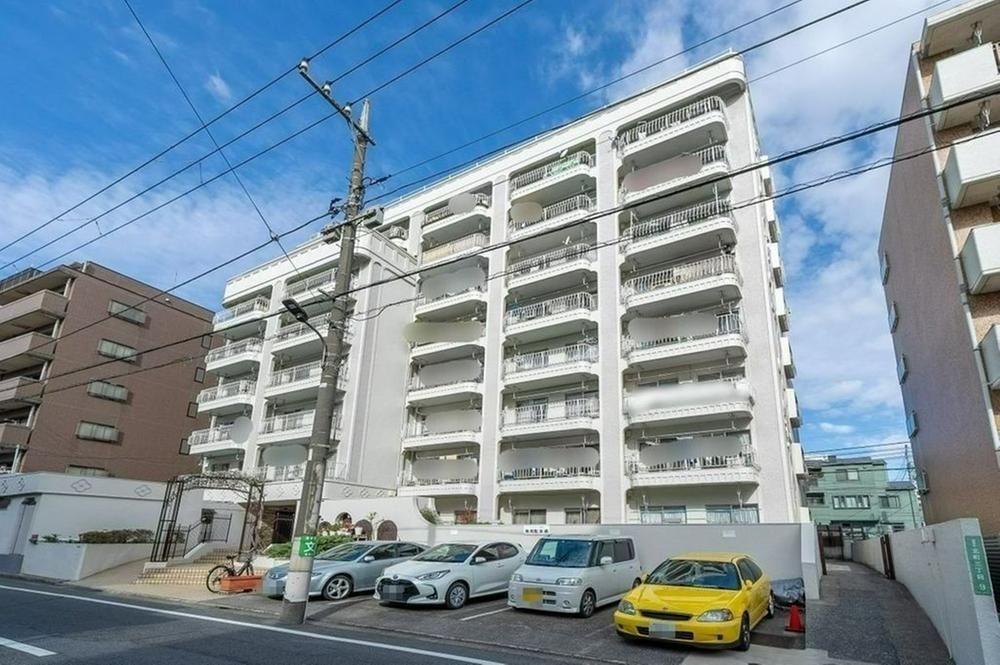 2LDK apartment in Nerima Ward, Tokyo - Photo 1