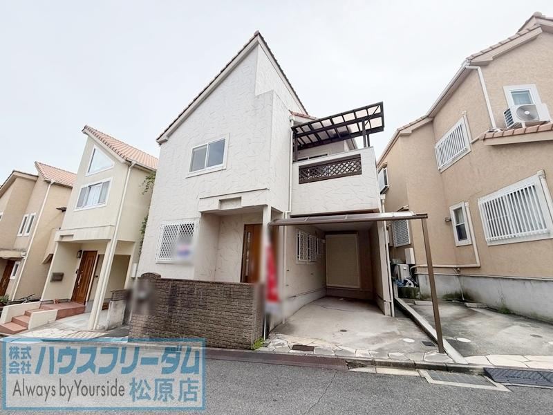 4LDK house in Habikino, Osaka - Photo 1
