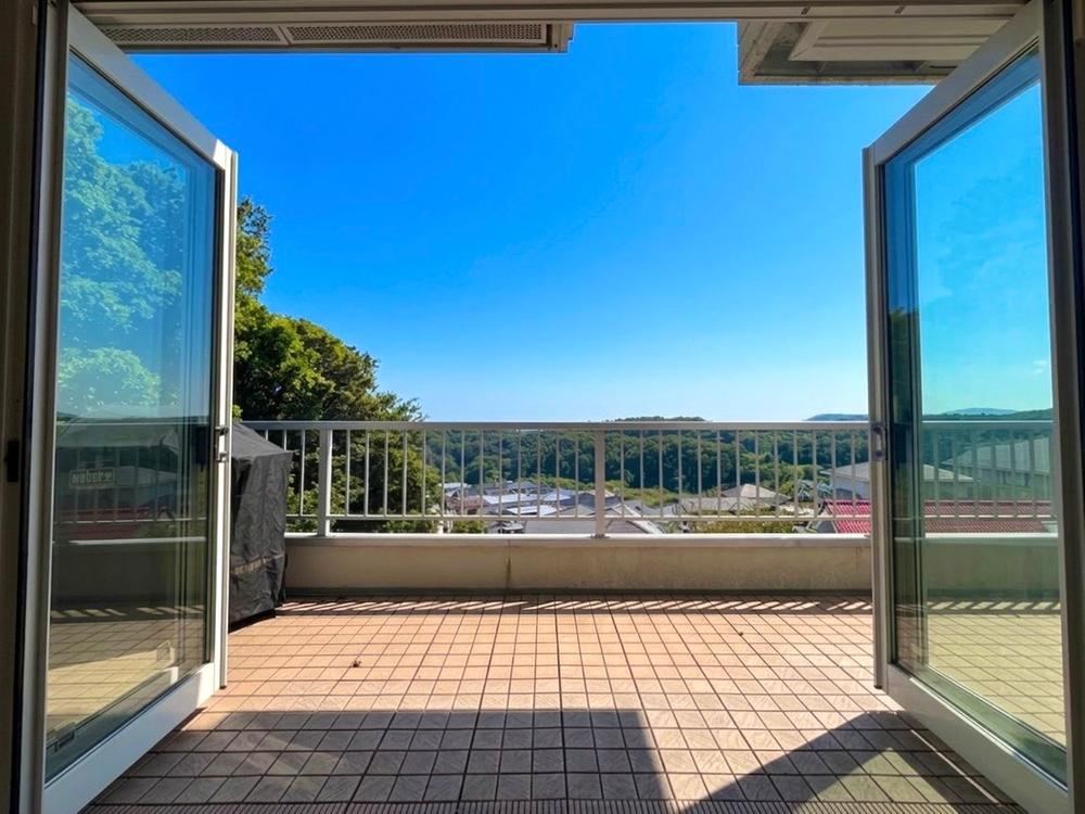 4LDK house in Oiso, Naka District, Kanagawa - Photo 1