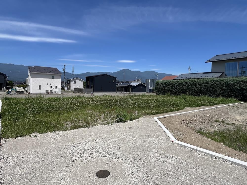 359 m² land in Ina, Nagano - Photo 1