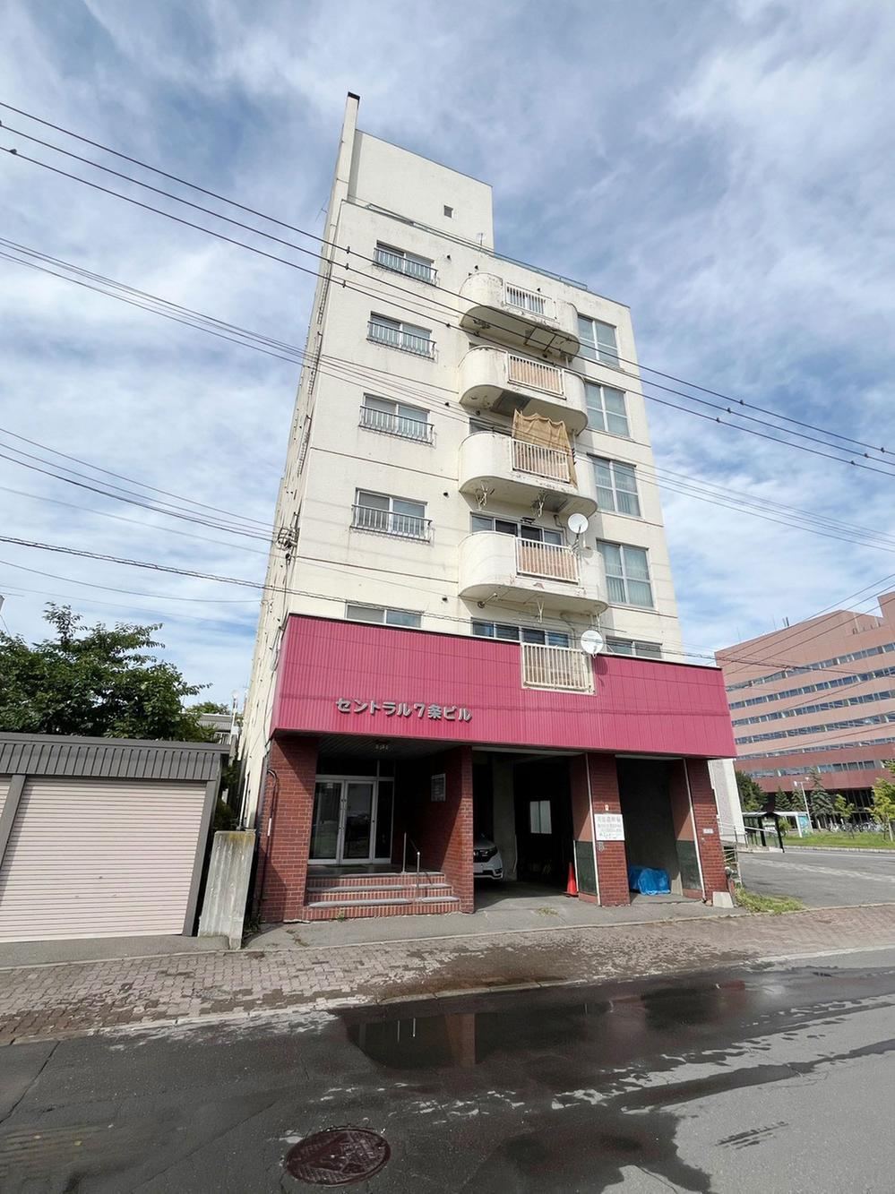 2LDK apartment in Asahikawa, Hokkaido - Photo 1