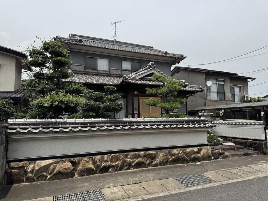 5LDK+2S house in Fukuyama, Hiroshima - Photo 1