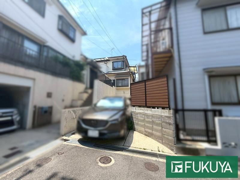 4LDK house in Hirakata, Osaka - Photo 1
