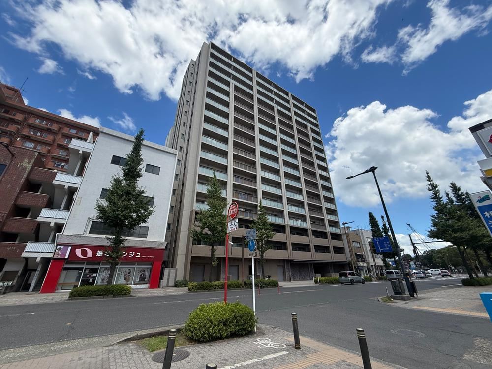2LDK apartment in Kagoshima, Kagoshima - Photo 1