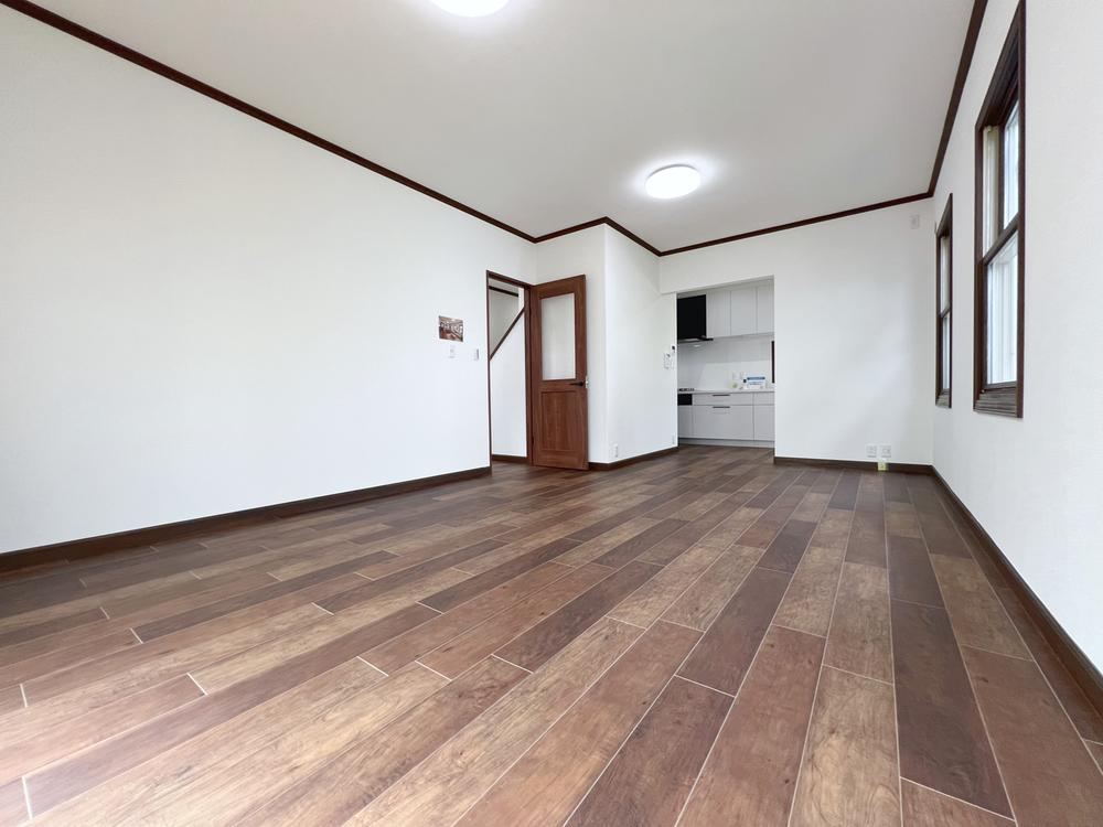 4LDK+S house in Shijonawate, Osaka - Photo 1