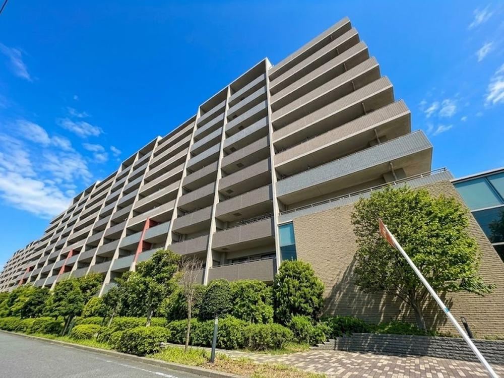 3LDK apartment in Ichikawa, Chiba - Photo 1
