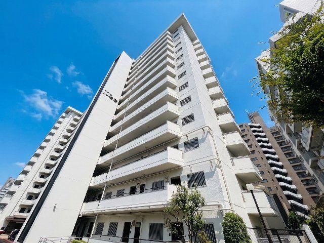 2LDK apartment in Koto Ward, Tokyo - Photo 1