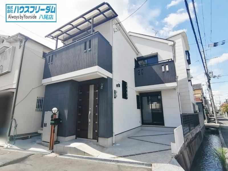 3LDK house in Yao, Osaka - Photo 1