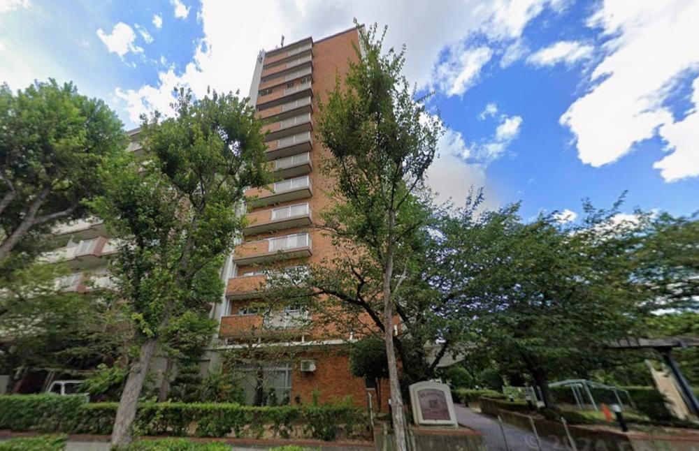 3LDK apartment in Kita Ward, Osaka - Photo 1