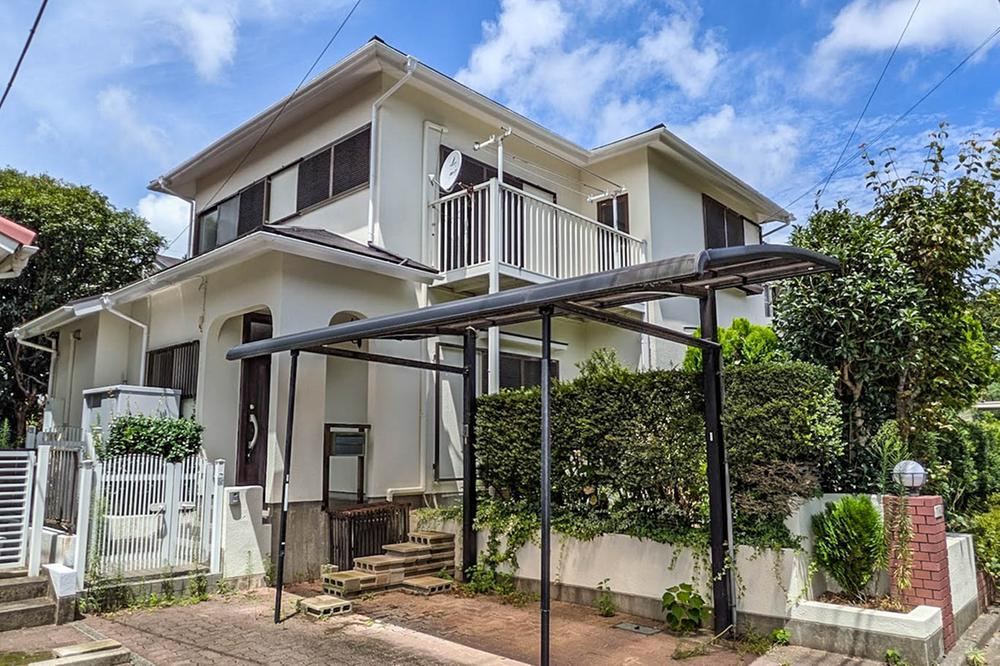 4LDK house in Togane, Chiba - Photo 1