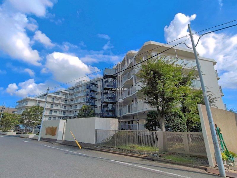 3LDK apartment in Ota Ward, Tokyo - Photo 1