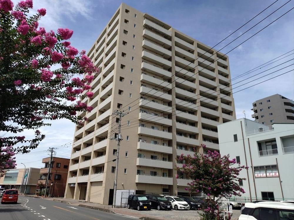 3LDK apartment in Iruma, Saitama - Photo 1