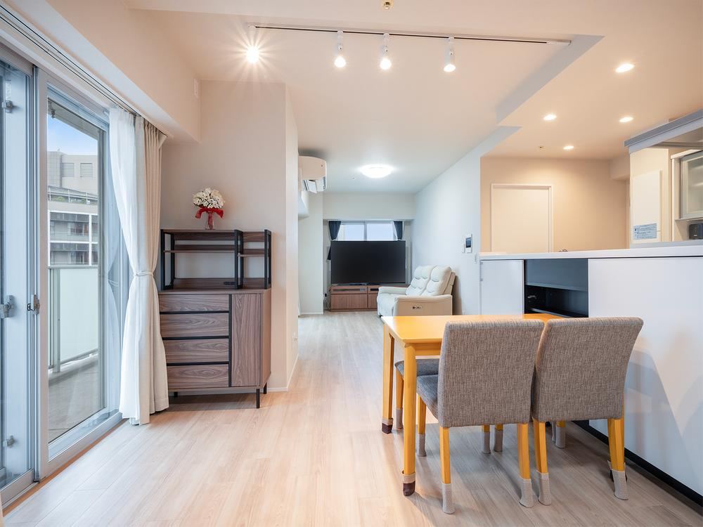 3LDK apartment in Saiwai Ward, Kawasaki, Kanagawa - Photo 1