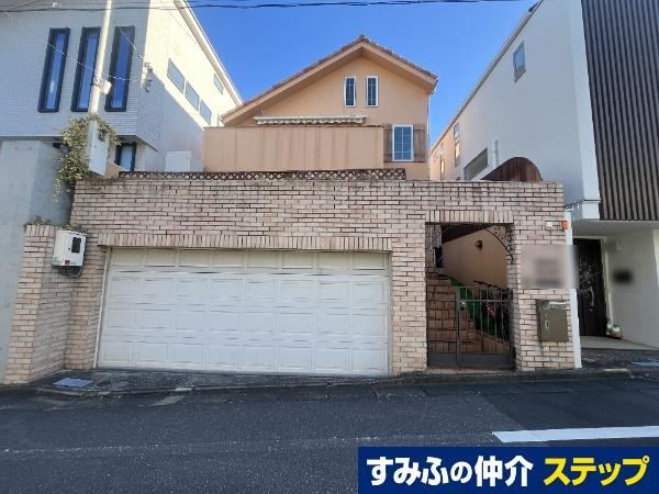 3LDK house in Meguro Ward, Tokyo - Photo 1